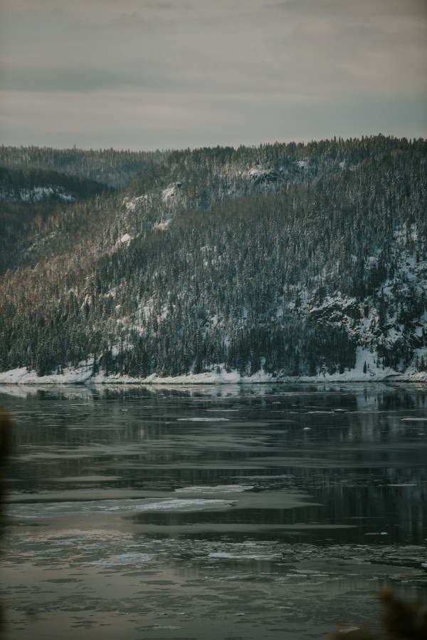 Le fjord du Saguenay en hiver Print